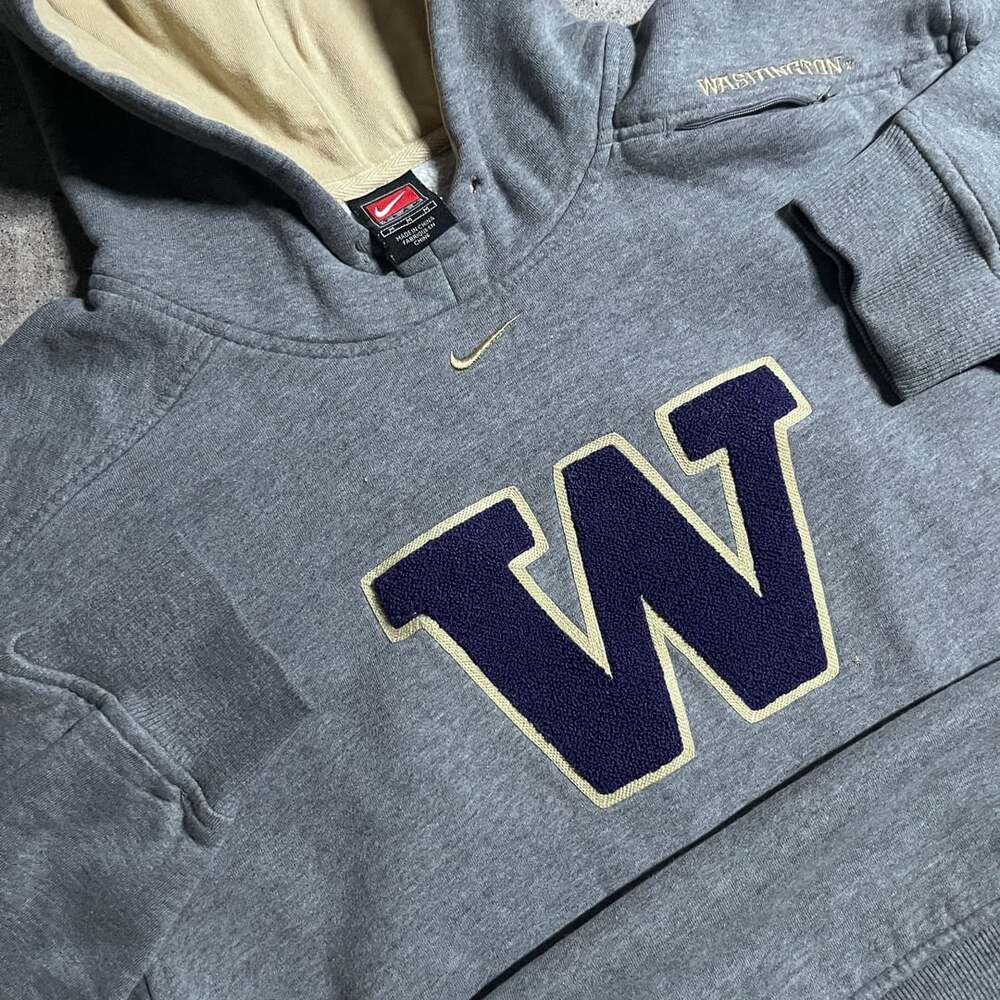 Vintage Y2K Nike University of Washington Huskies Center Swoosh Hoodie Gray